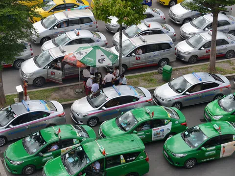 TP.HCM: Cho phép 400 xe taxi hoạt động để chở dân đến bệnh viện
