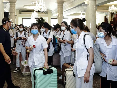Saigontourist huy động khách sạn hạng sang đón đoàn bác sĩ tình nguyện miền Bắc
