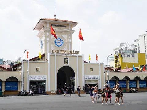 TP HCM lần đầu ra mắt tour du lịch đêm
