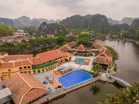 Hội họp đẳng cấp giữa biệt phủ xứ kinh kỳ