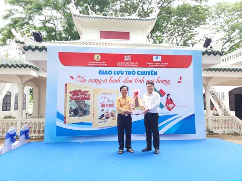 Giao lưu chủ đề "Vấn vương vị bánh, đậm tình quê hương" với tác giả Trần Minh Thương