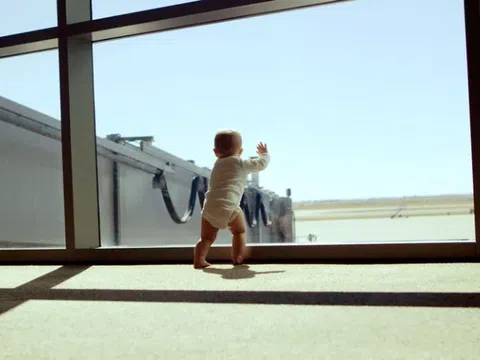 Làm thế nào để có được hộ chiếu Hoa Kỳ cho con bạn, theo lời khuyên của một bà mẹ