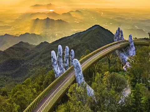 Du lịch Việt: Viết tiếp giấc mơ từ những đế chế giải trí tỉ USD của thế giới