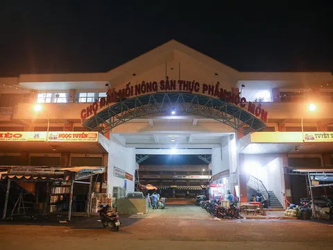 Nhiều chợ ở Sài Gòn ngưng hoạt động
