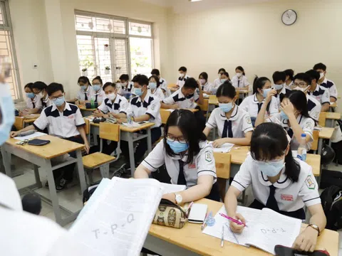 Tổ chức thi tốt nghiệp THPT tại TP.HCM: Phụ huynh ngổn ngang khi sở lấy ý kiến