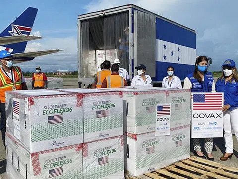'Kho vắc xin của thế giới' bắt đầu xả hàng