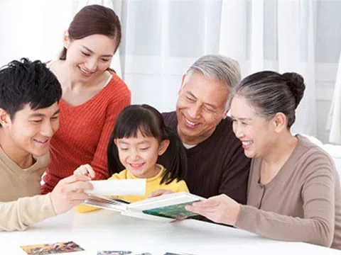 Nghỉ hưu có nhất quyết phải trông cháu?